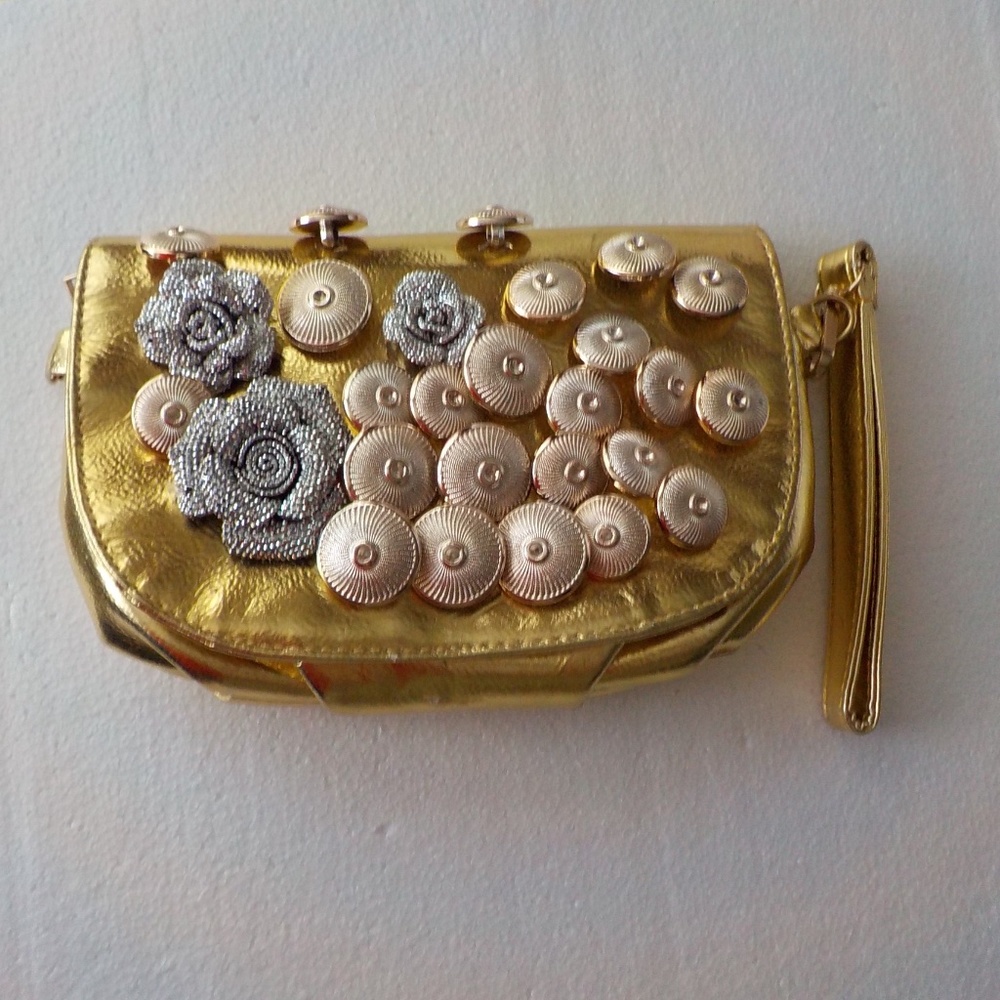 Gold Metallic CrossBody/Wristlet/Shoulder Bag - Picture 1 of 10